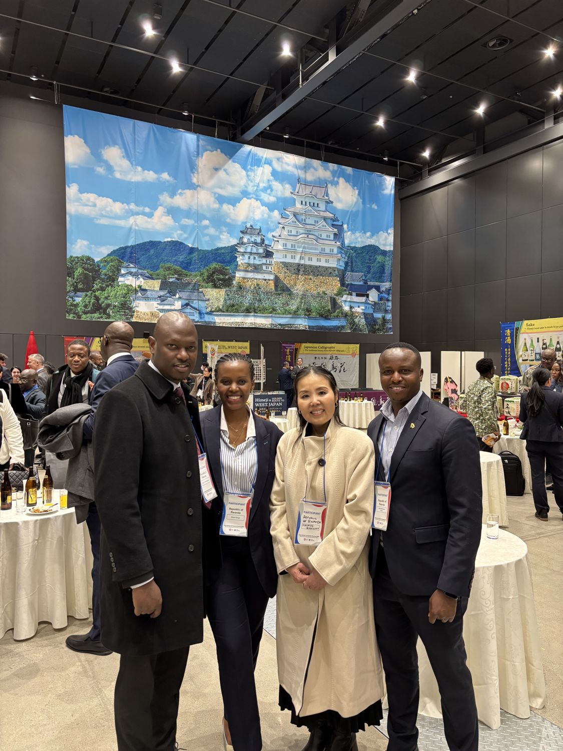Chiaya Rawlins with members of the Republic of Rwanda delegation
